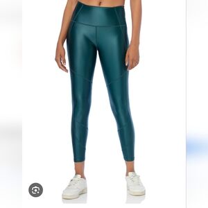Greyson 'Divina' Leggings Large ($128) ITALIAN MADE Athleisure Luxury Summer